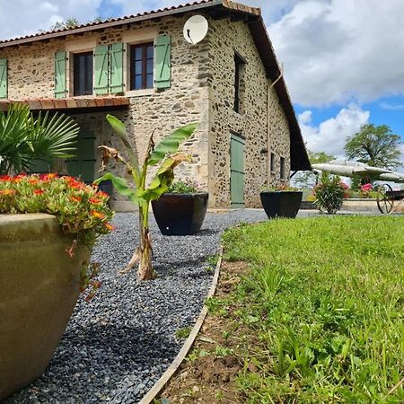La Maison Du Lac Lavaud Saint-Quentin-sur-Charente ภายนอก รูปภาพ
