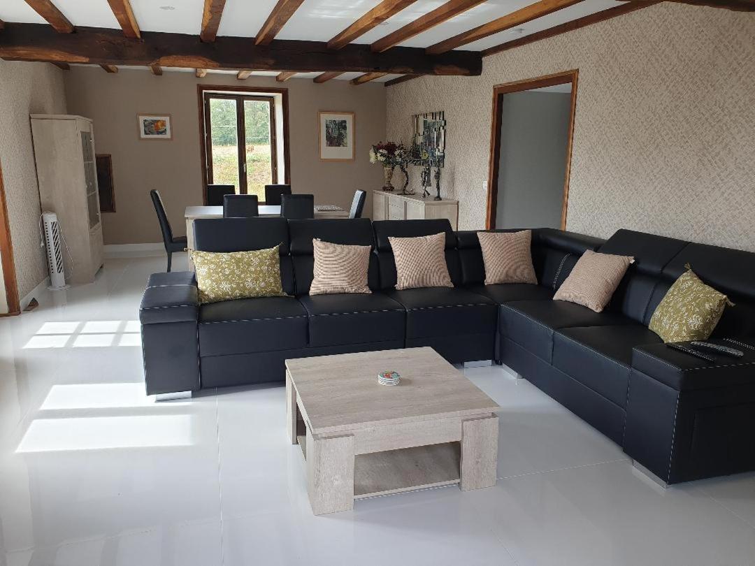 La Maison Du Lac Lavaud Saint-Quentin-sur-Charente ภายนอก รูปภาพ